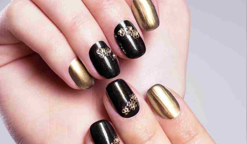 Gold finger Press On Nails